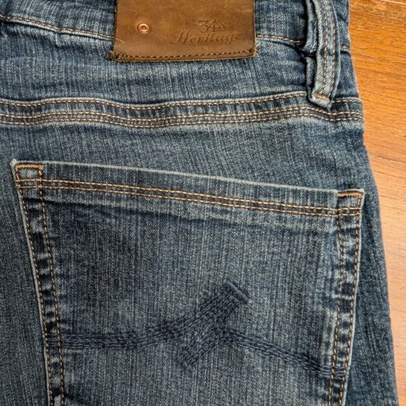 34 Heritage Jeans Mens 30x30 Charisma Comfort Rise Classic Blue Denim Casual - Picture 11 of 14